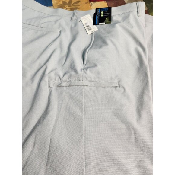 Roundtree & Yorke Performance Mens Shorts size 42 Light Gray Classic Fit - Picture 8 of 8